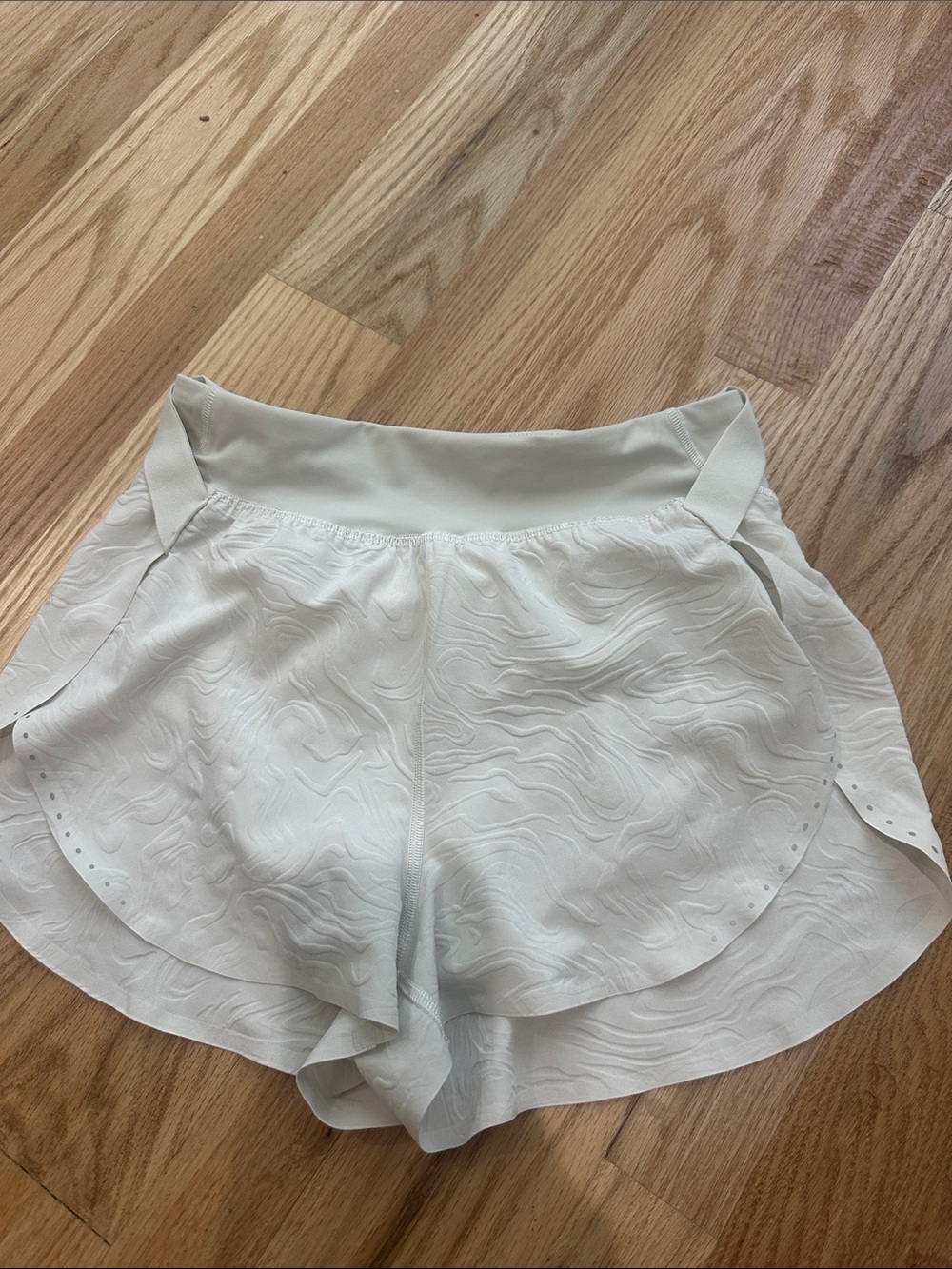Light Cream Women’s Lululemon Athletic Shorts